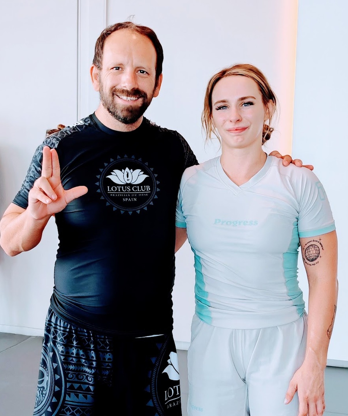 Juan Prego con Ffion Davies